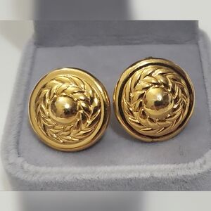 Vtg. Old Monet Clip-on Earrings